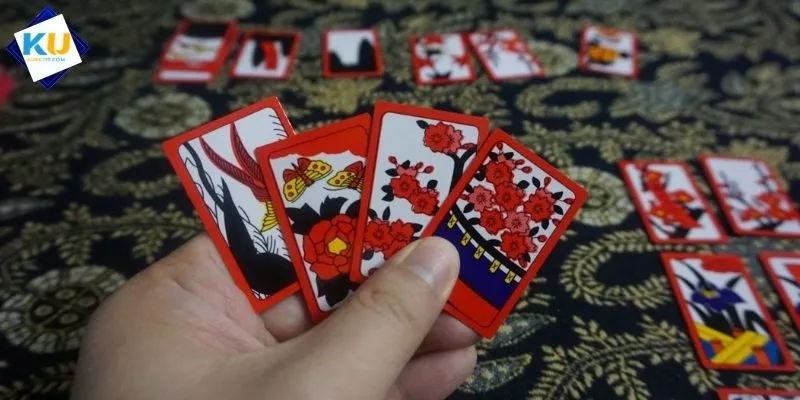 Kết cấu các nhóm lá trong bài Hanafuda